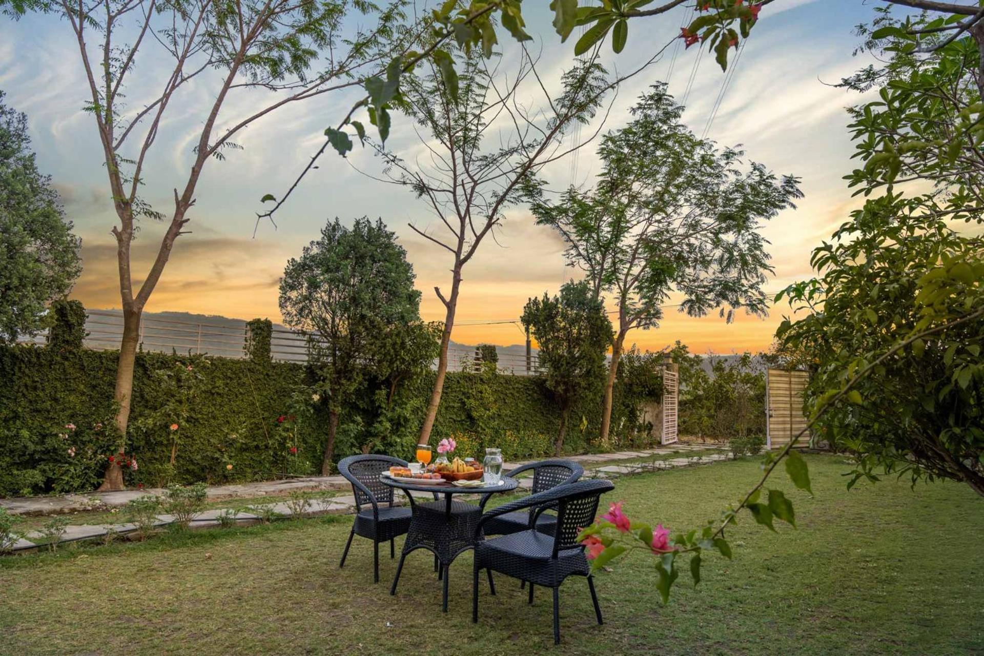 Vista Divine By Veo - Part Of Stayvista Rishīkesh Extérieur photo